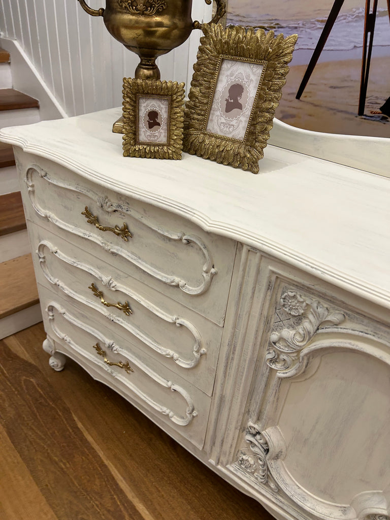 Vintage Dresser/ TV unit