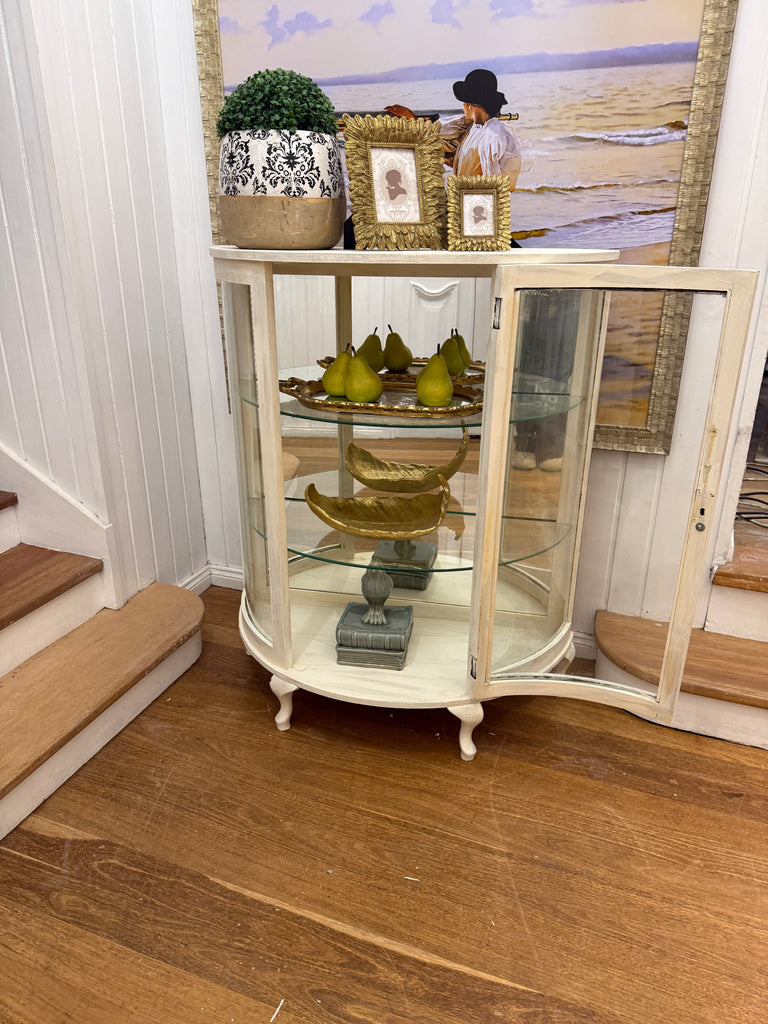 Vintage Queen Anne French Provincial Style Display Cabinet