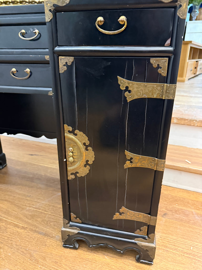 Chinoiserie Style Dresser