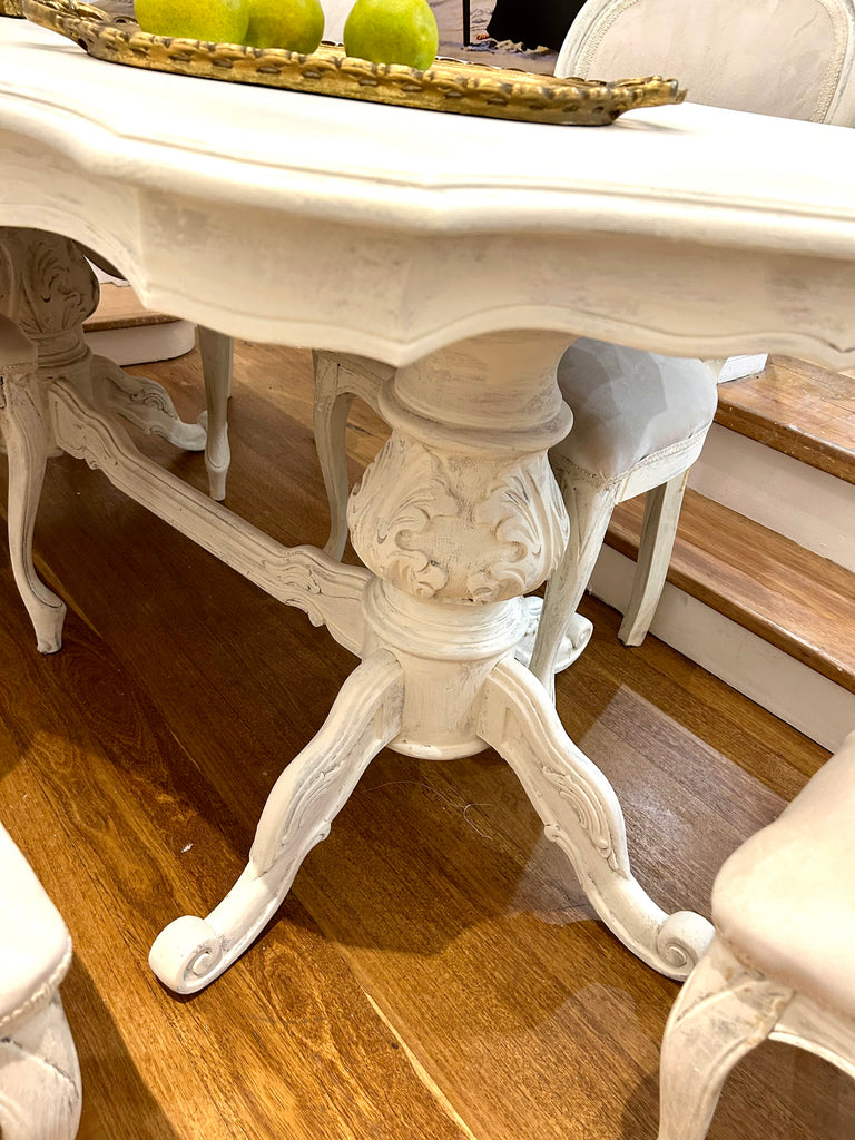 Vintage 6 Seater Dining Set