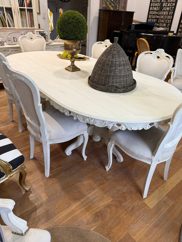 Vintage French Provincial Style 6 - 8 Seater Dining Table and 6 Chairs