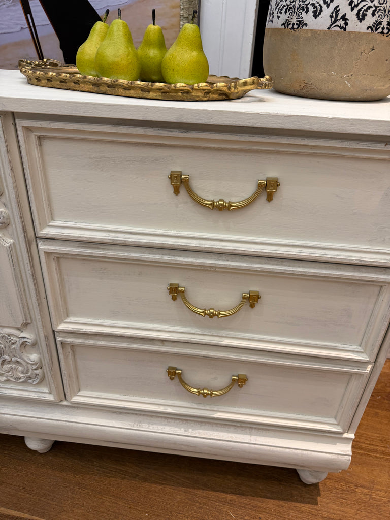 Vintage French Provincial Style Dresser/ Drawers