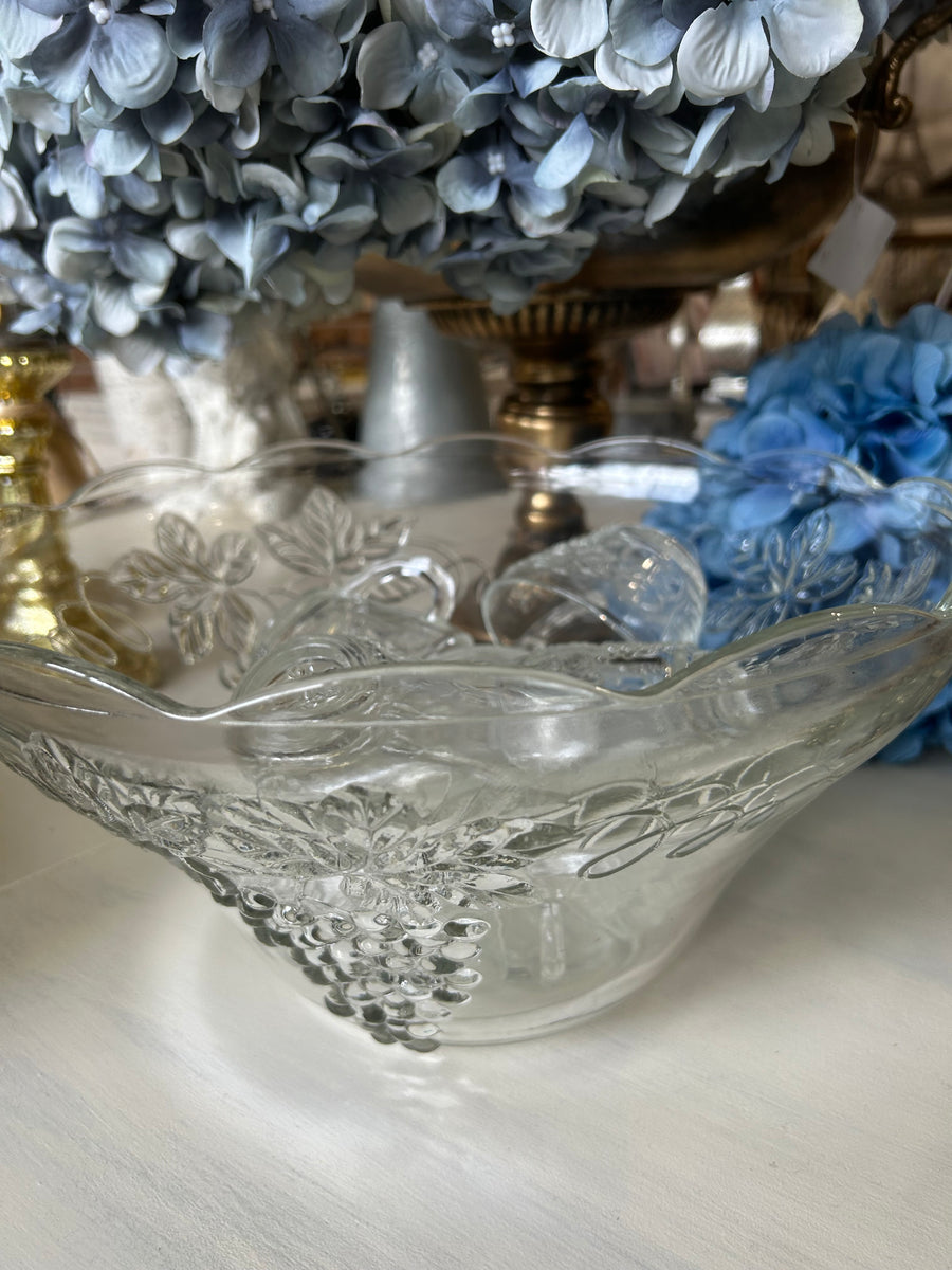 Vintage punch bowl set