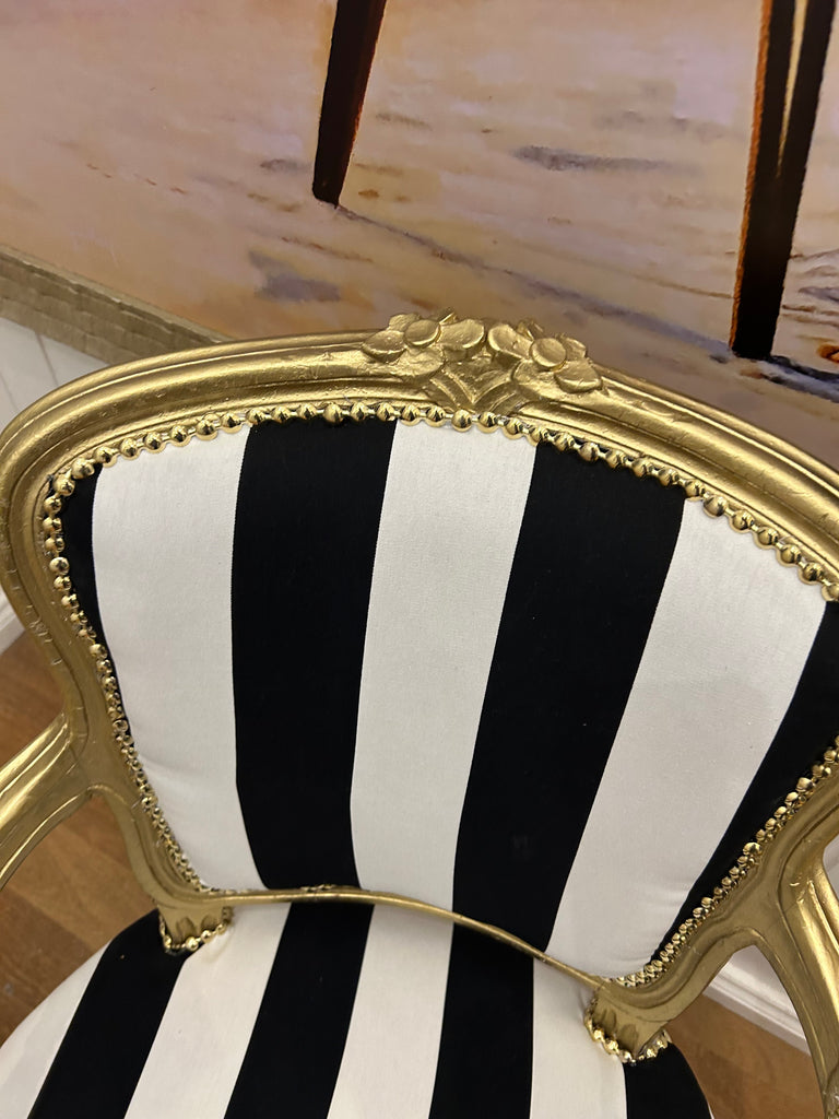 Vintage Queen Anne Armchair