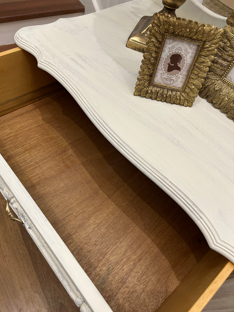 Vintage Dresser/ TV unit