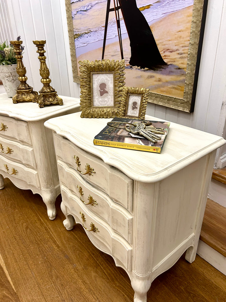 2 x Vintage Berryman French Provincial Style Bedside Tables