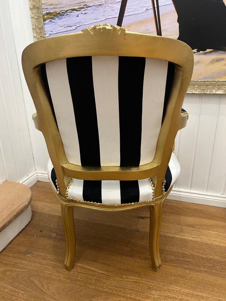 Vintage Queen Anne Armchair