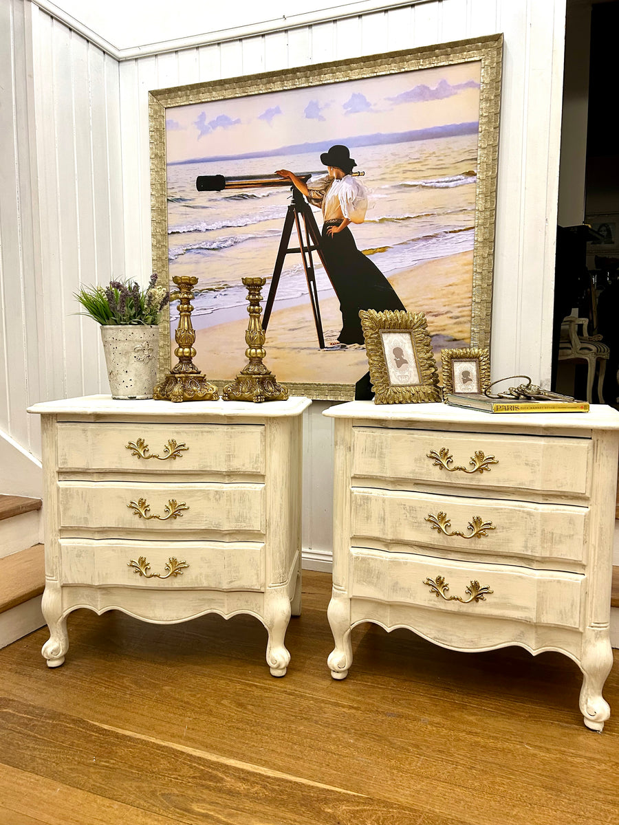 2 x Vintage Berryman French Provincial Style Bedside Tables