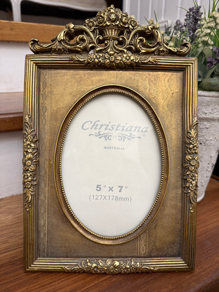 Antique Gold with Oval Face Frame