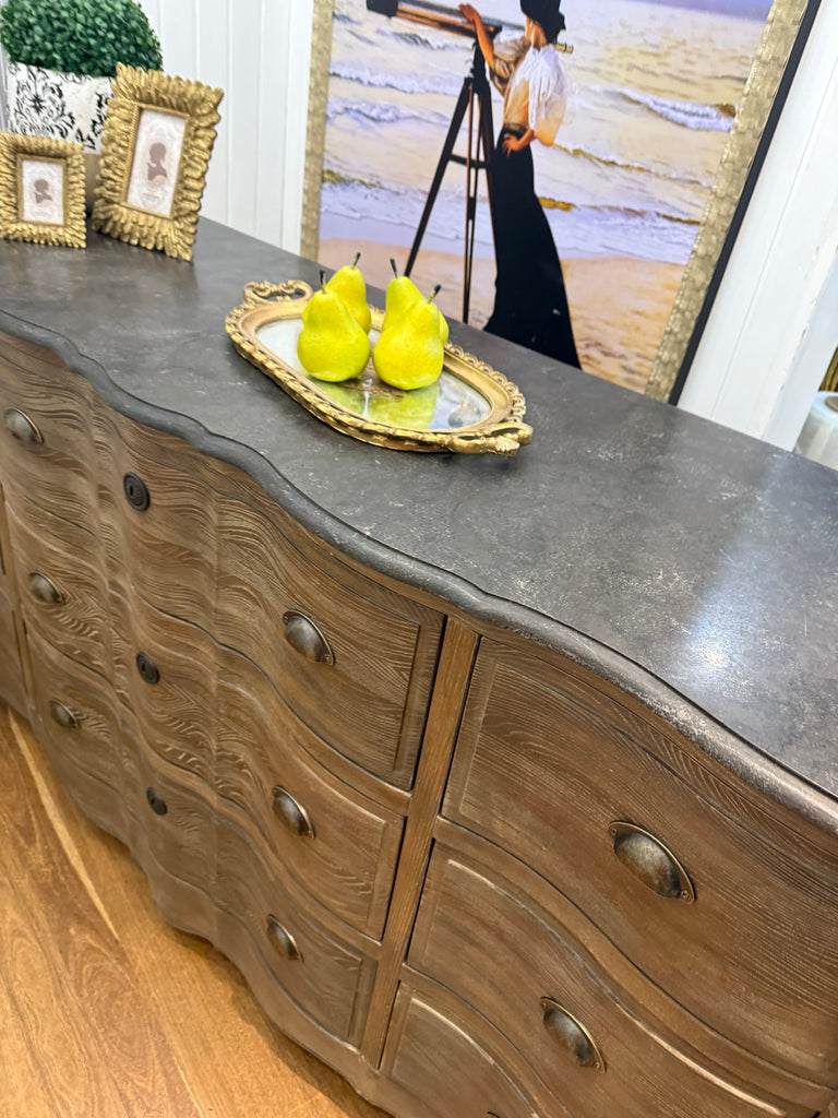 Large Dresser/Drawers