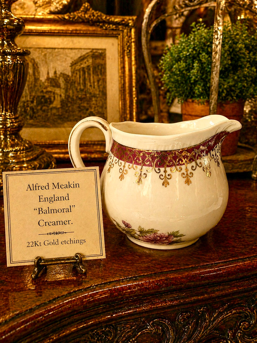 Alfred Meakin England “Balmoral” Creamer