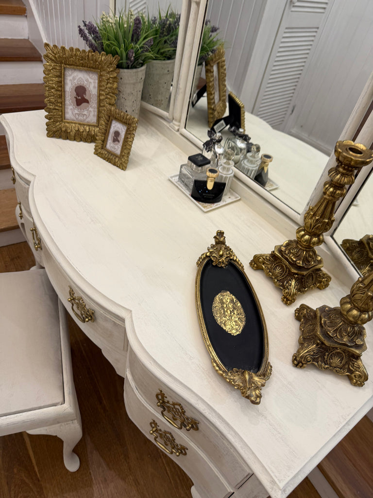 Vintage Queen Anne French Provincial Style Dressing Table and Stool