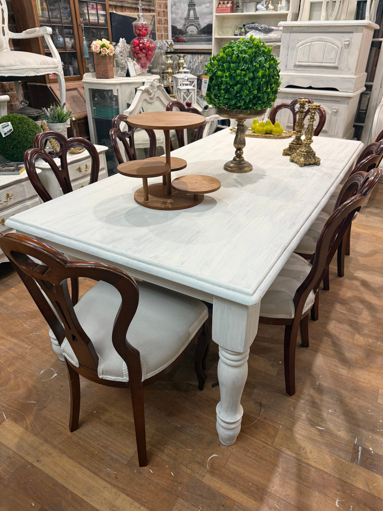8 Seater French Provincial Style Dining Set
