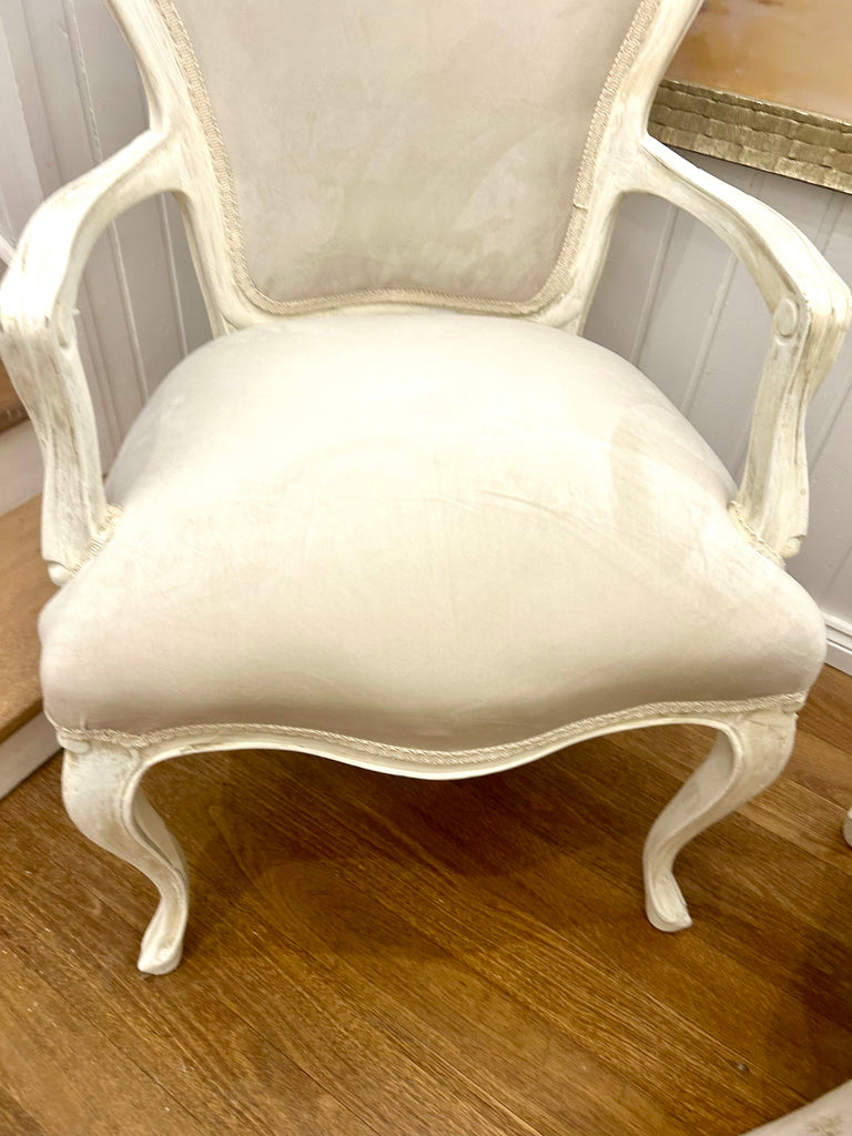 2 x Queen Anne French Provincial Style Armchairs