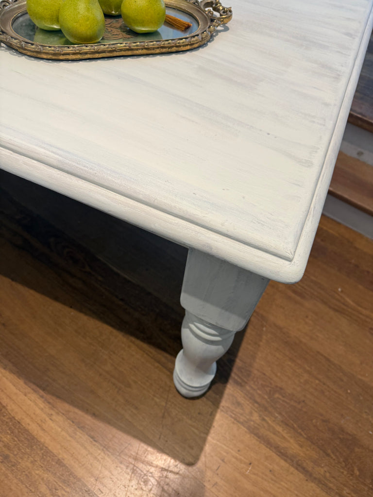 6 seater solid wood Dining Table