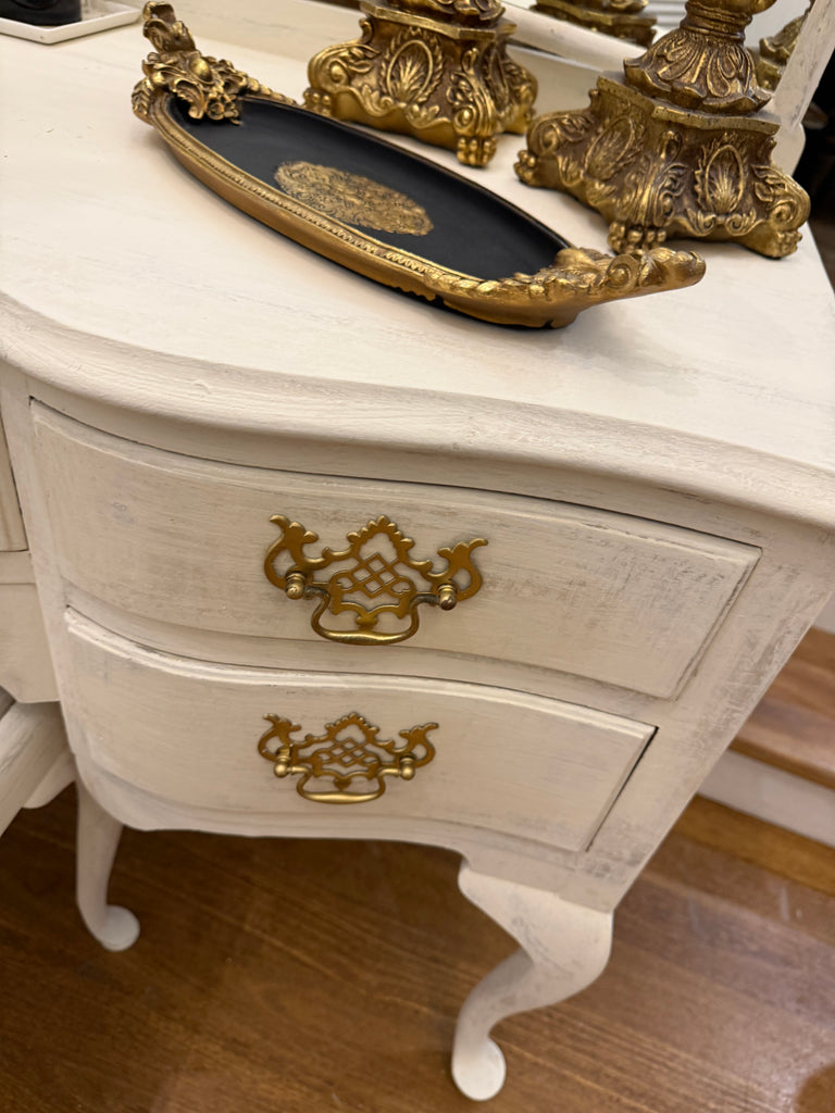Vintage Queen Anne French Provincial Style Dressing Table and Stool