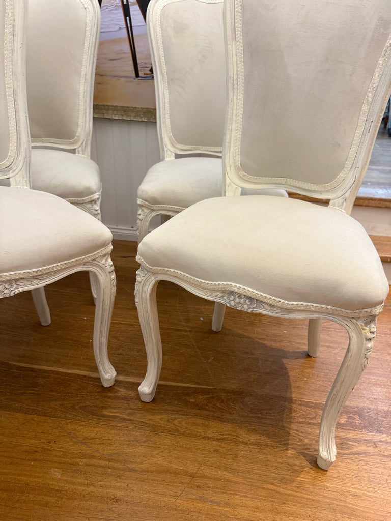 4 x Vintage Queen Anne French Provincial Style Dining Chairs
