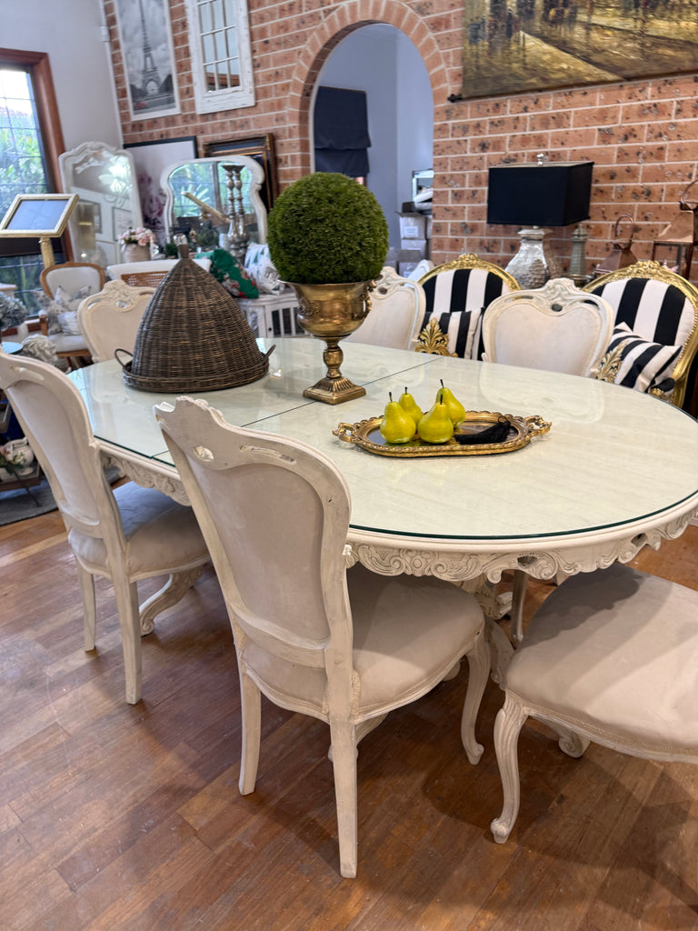 Vintage French Provincial Style 6 - 8 Seater Dining Table and 6 Chairs