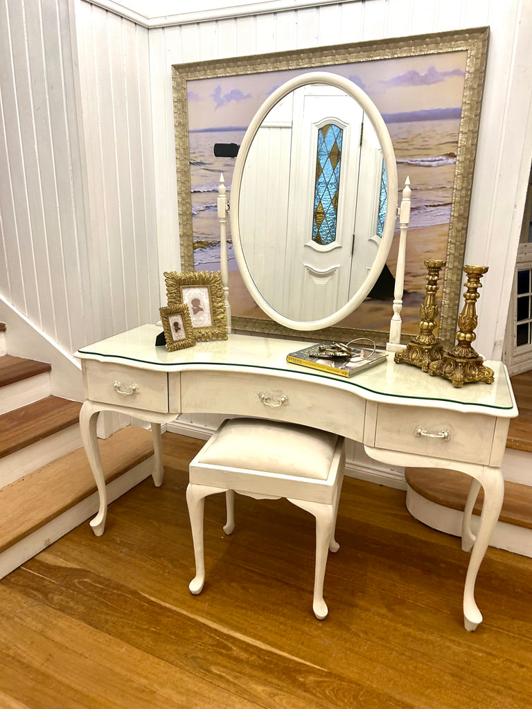 Vintage Queen Anne Dressing Table and Stool