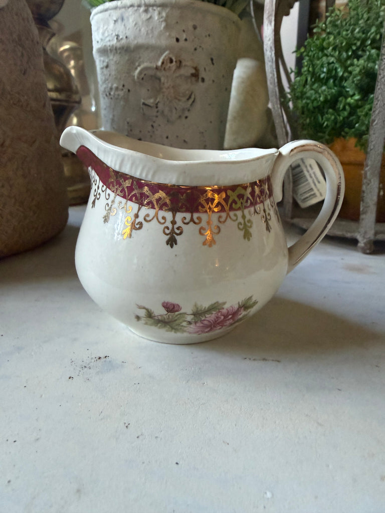 Alfred Meakin England “Balmoral” Creamer