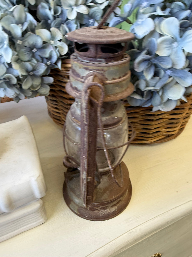 Small The Big Wheel Brand Oil Lamp