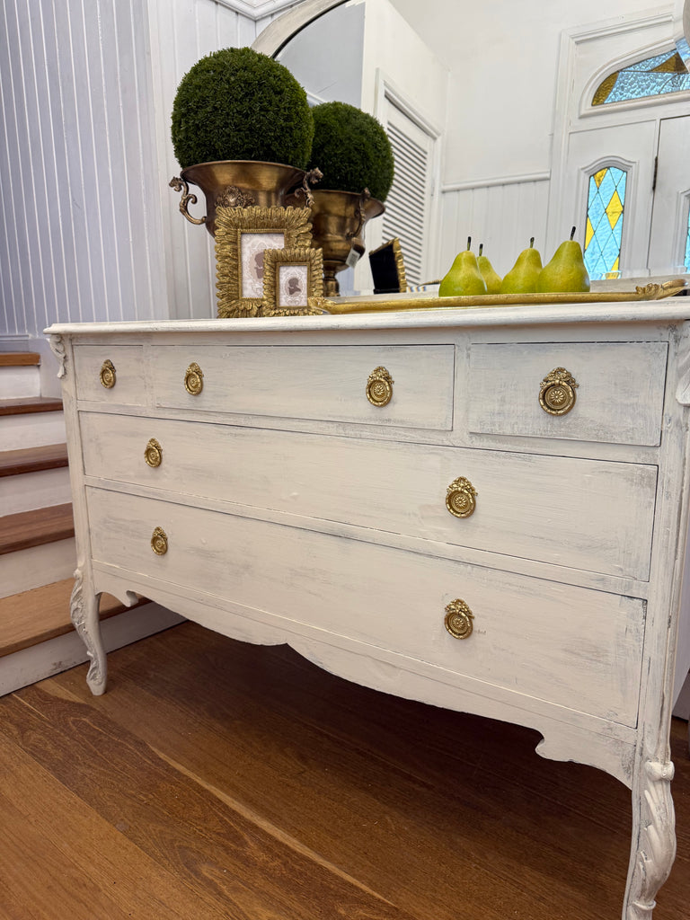Antique French Provincial Style Dresser with mirror