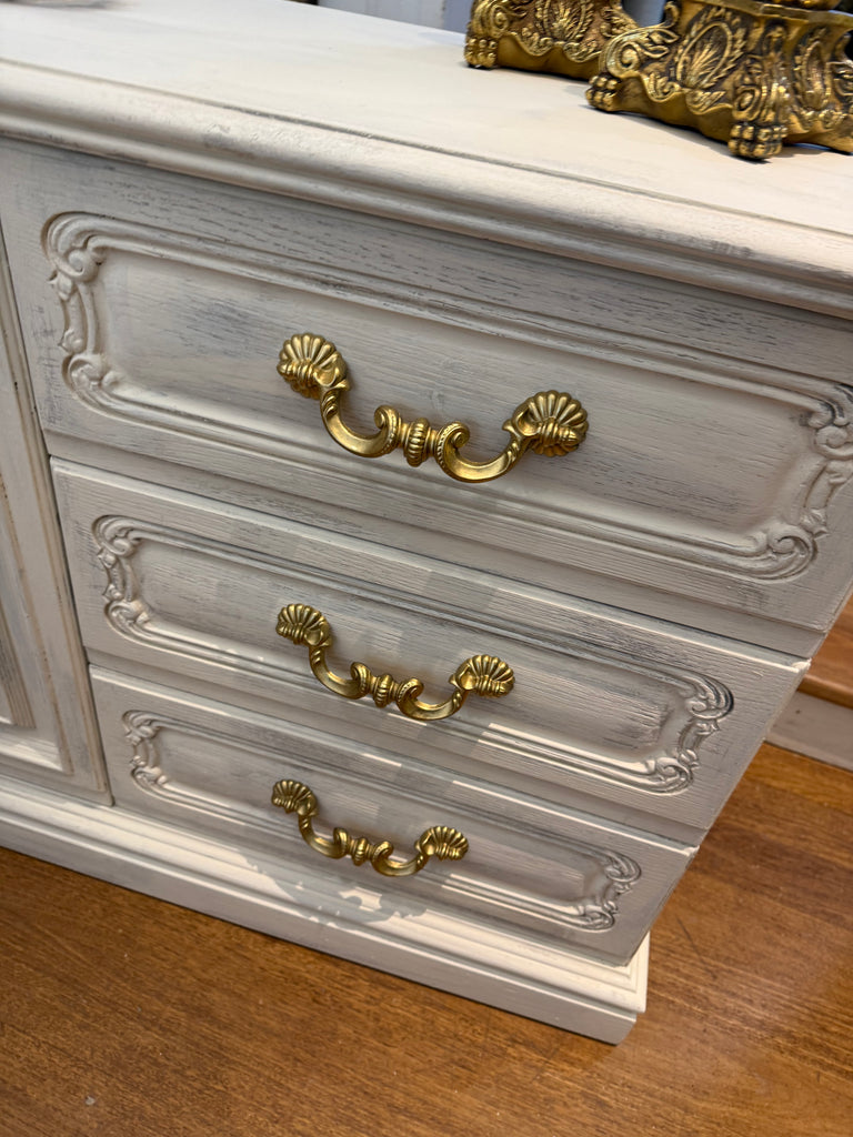 Vintage Berryman French Provincial Style Dresser/TV unit