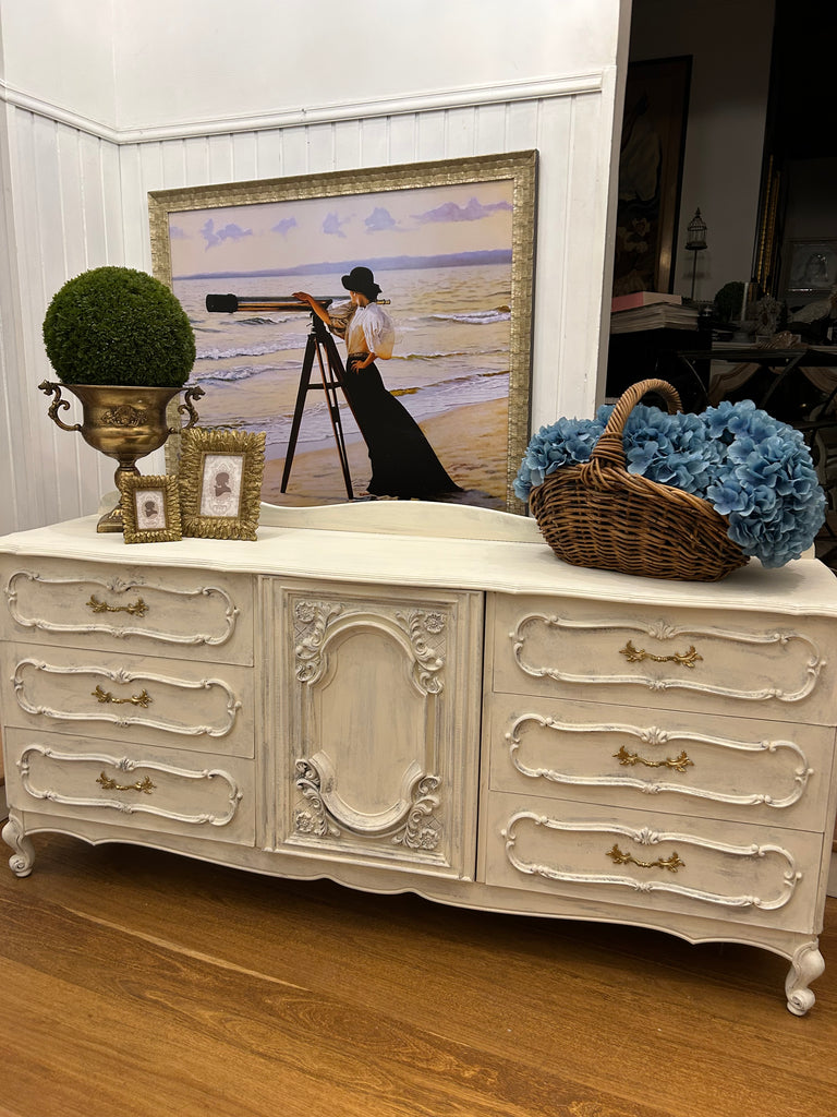 Vintage Dresser/ TV unit