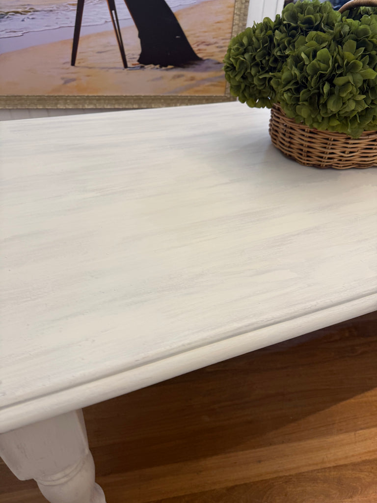 6 seater solid wood Dining Table