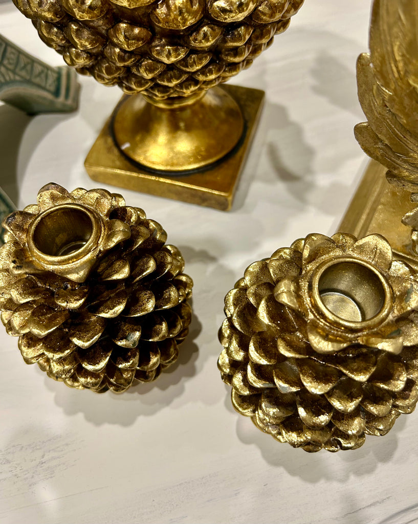 Single Pine Cone Candle holder