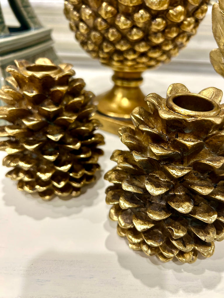 Single Pine Cone Candle holder