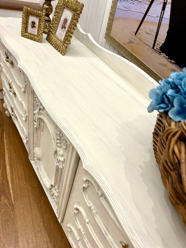 Vintage Dresser/ TV unit
