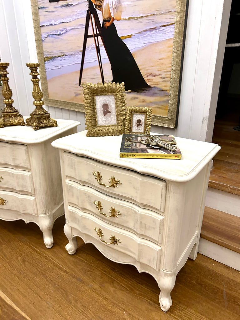 2 x Vintage Berryman French Provincial Style Bedside Tables