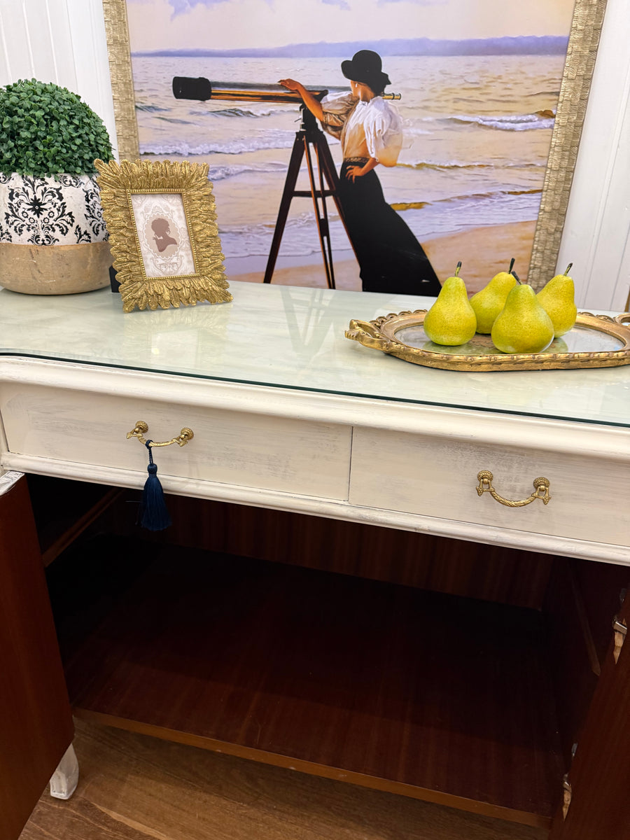 Large French Provincial Style Sideboard/ Buffet