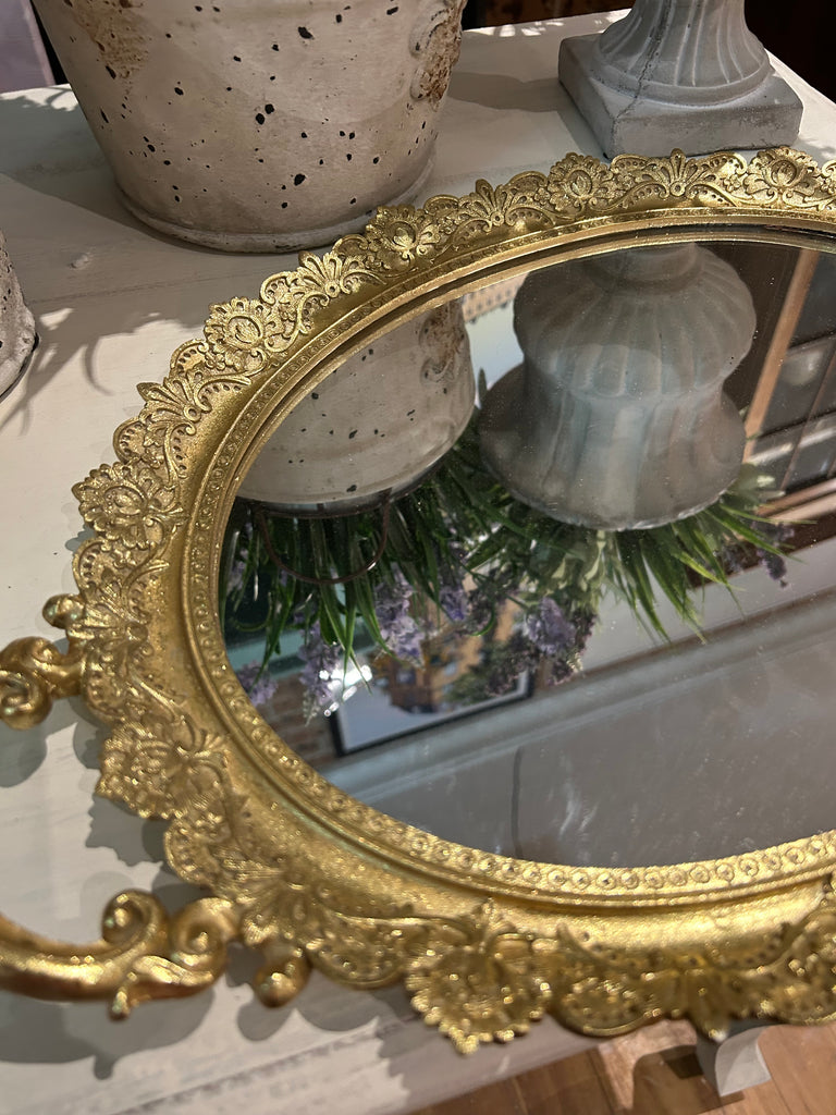 Gold coloured mirrored tray