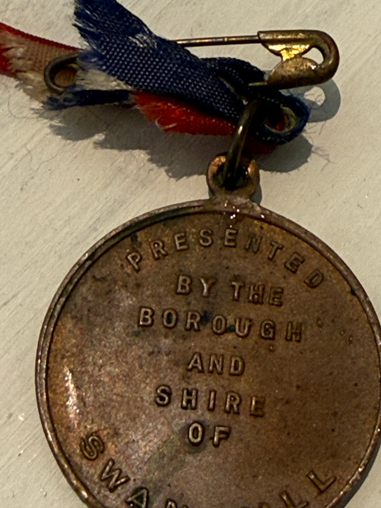 Rare 1953 Queen Elizabeth II Coronation Medal – Borough & Shire of Swan Hill – Amor Sydney – Original Ribbon