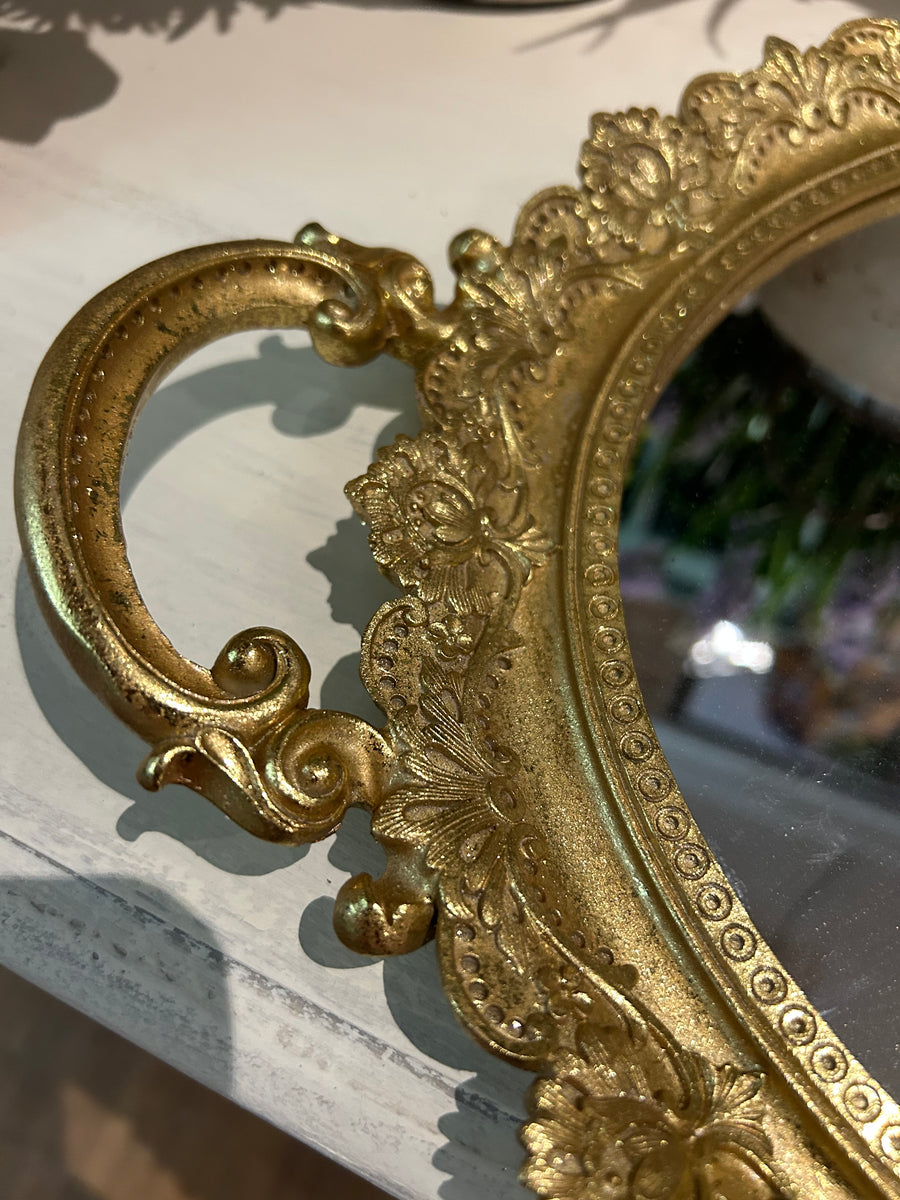 Gold coloured mirrored tray