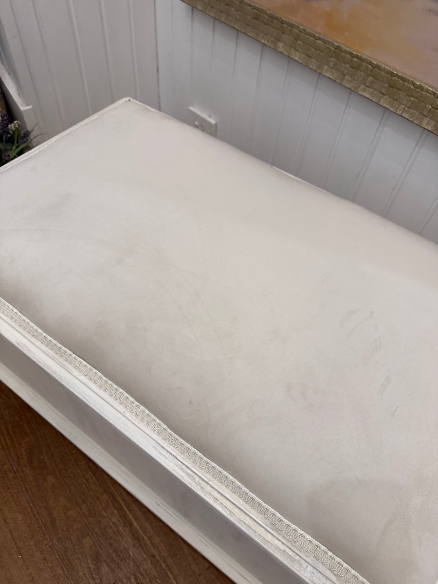 French Provincial Style Blanket Box/ Bench Seat
