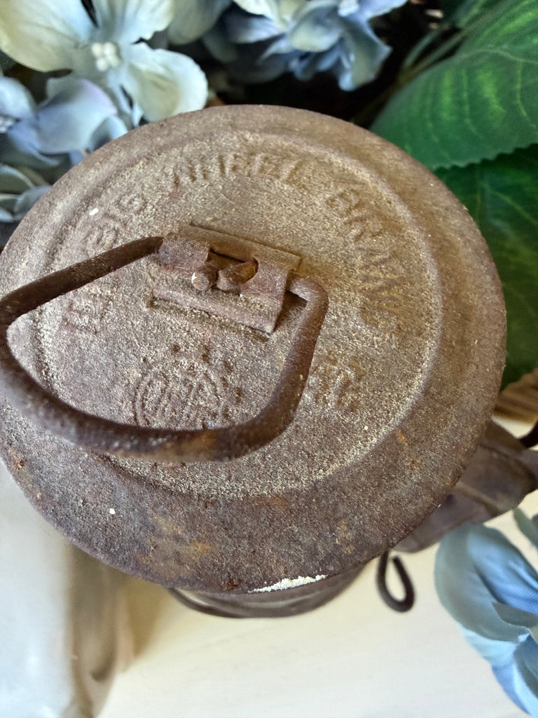 Small The Big Wheel Brand Oil Lamp