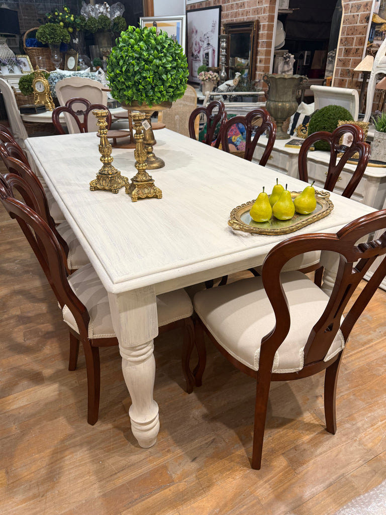 8 Seater French Provincial Style Dining Set