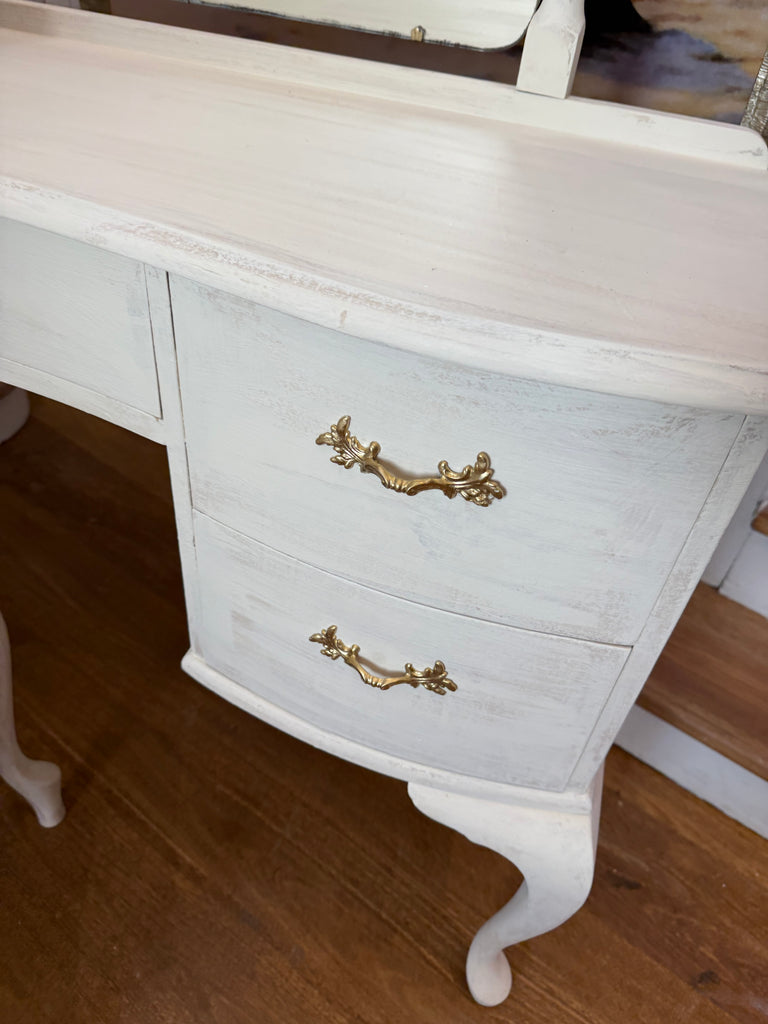 Vintage Queen Anne French Provincial Style Dressing Table and Chair