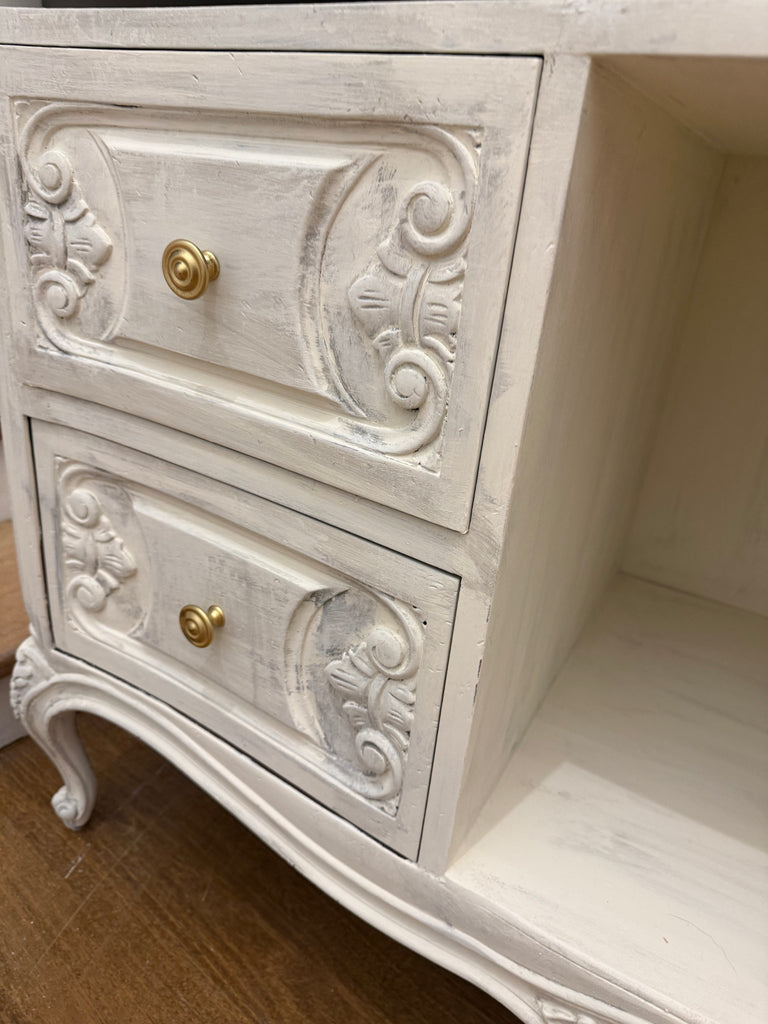 French Provincial Style Dresser/ Sideboard