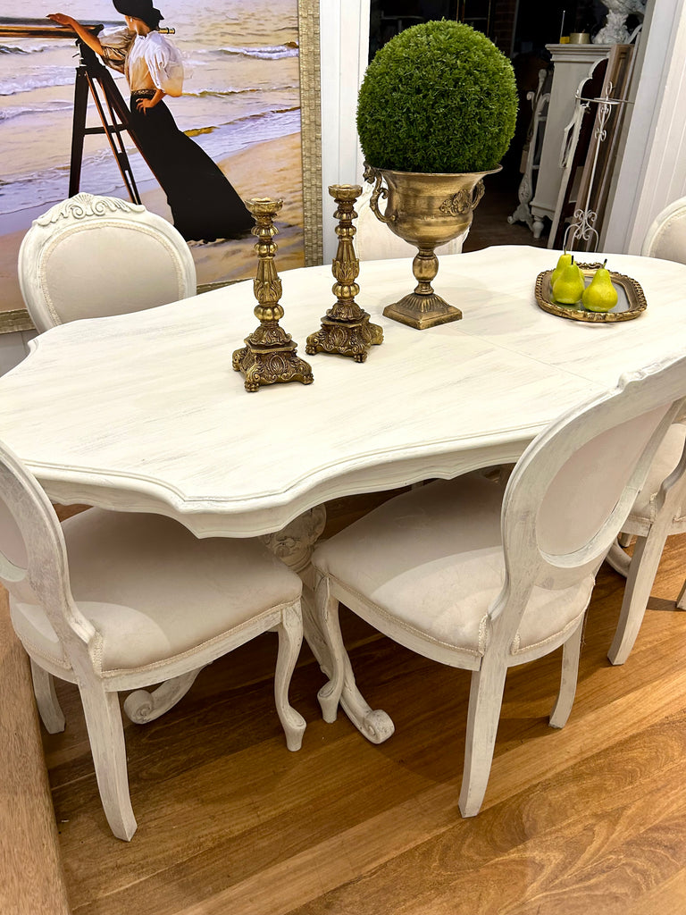 Vintage 6 Seater Dining Set