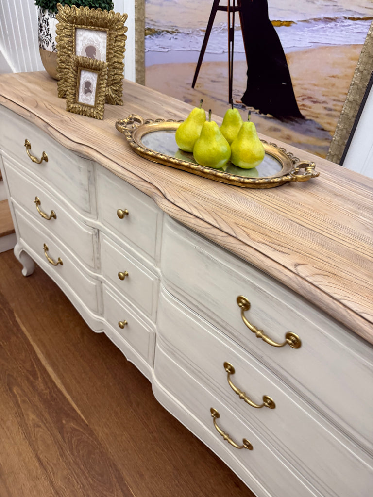 French Provincial Style Dresser/Drawers