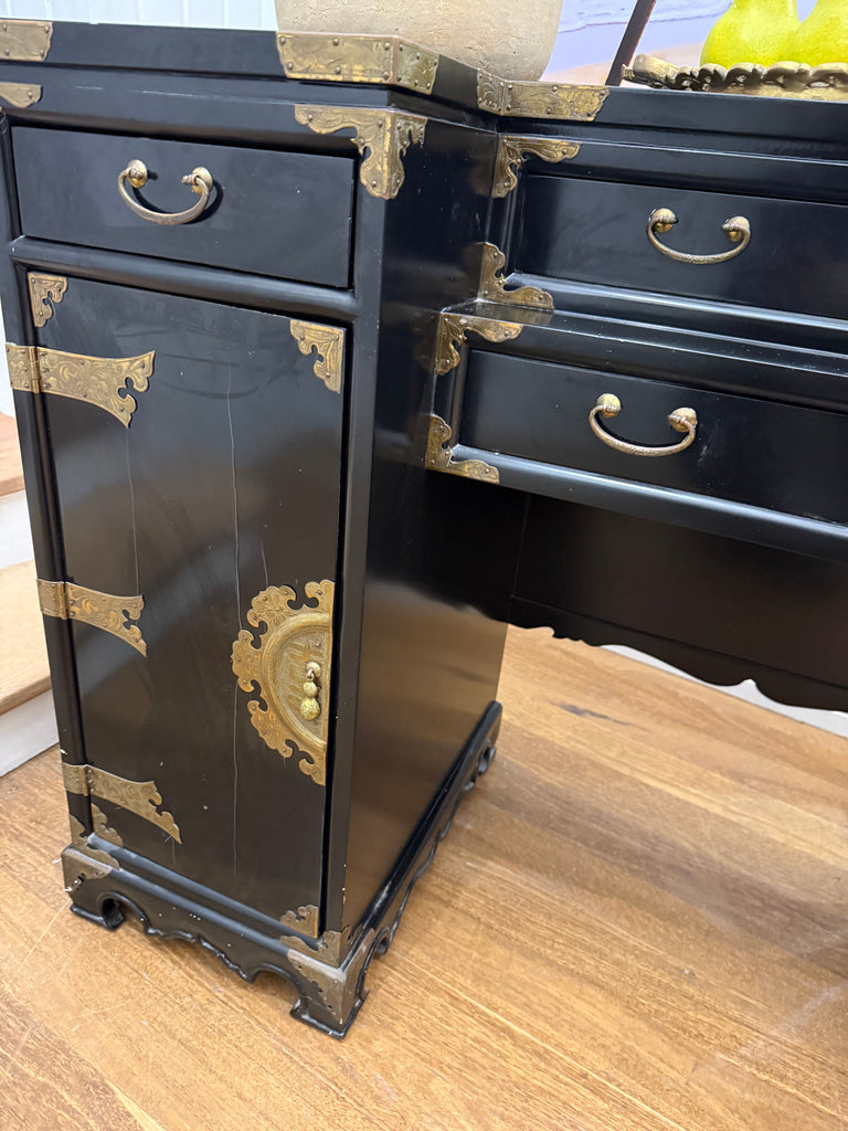 Chinoiserie Style Dresser