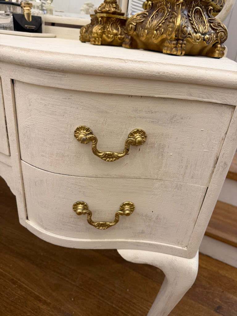 Vintage Queen Anne French Provincial Style Dressing Table and Chair