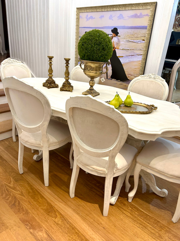 Vintage 6 Seater Dining Set
