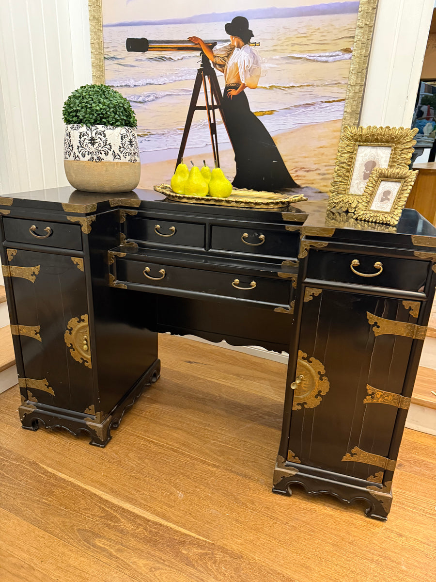 Chinoiserie Style Dresser