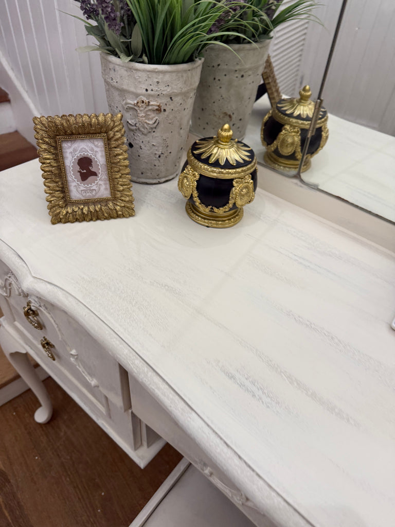 Vintage Queen Anne French Provincial Style Dressing Table and Stool