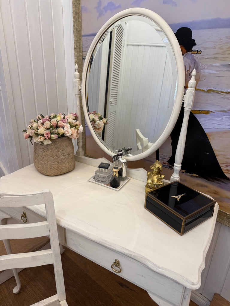 Small Vintage Queen Anne French Provincial Style Dressing and Chair